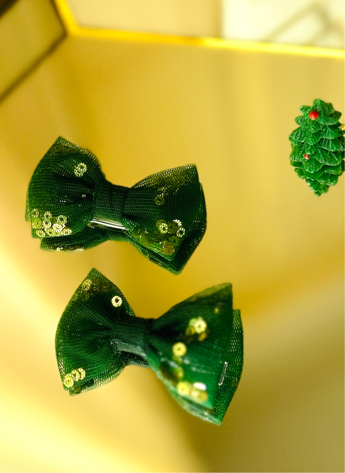 #A# 004 Christmas collections🎄-Glittering Green bow clips.